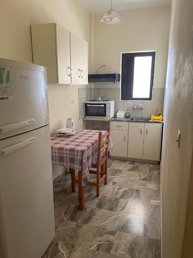 Finikas Apartamento Íria Exterior foto