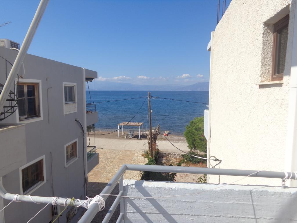 Finikas Apartamento Íria Exterior foto